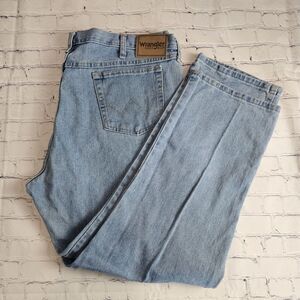 Wrangler Rugged Wear Mens Jeans 42X30 Light Wash Straight Leg 100% Cotton‎ Work